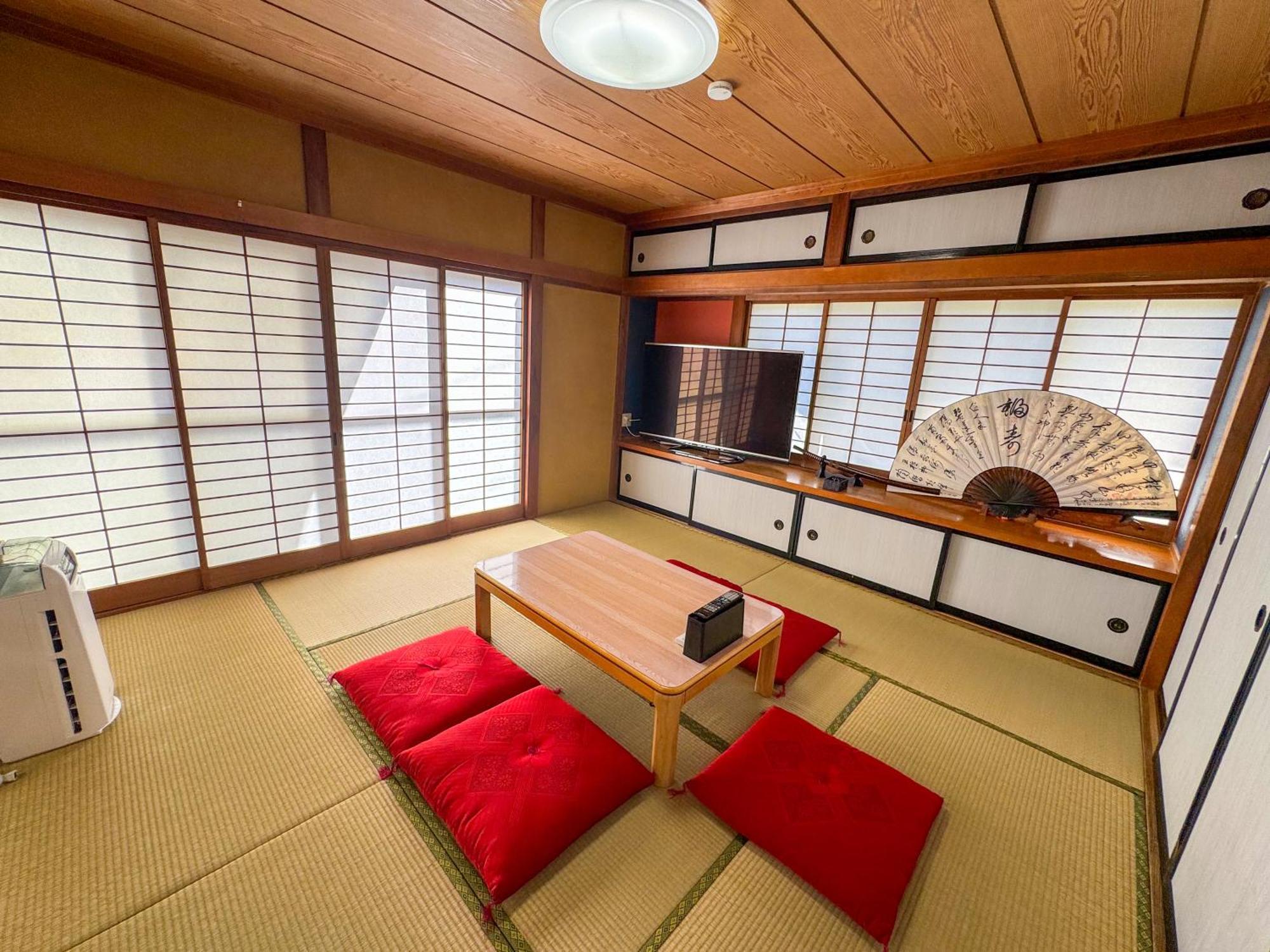 Fuji Ninja House Villa Fujiyoshida Exterior photo